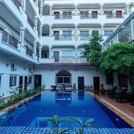 Golden Bakong Boutique Hotel Siem Reap Exterior photo