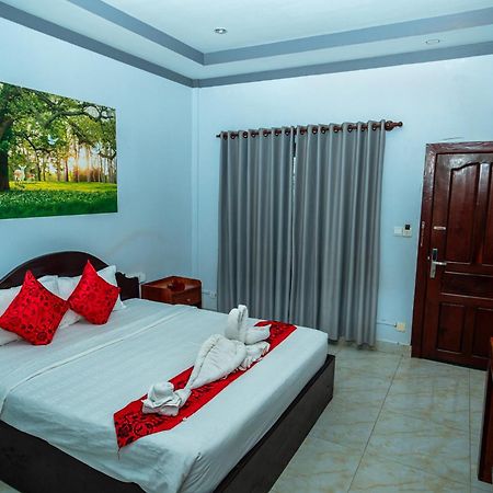 Golden Bakong Boutique Hotel Siem Reap Exterior photo