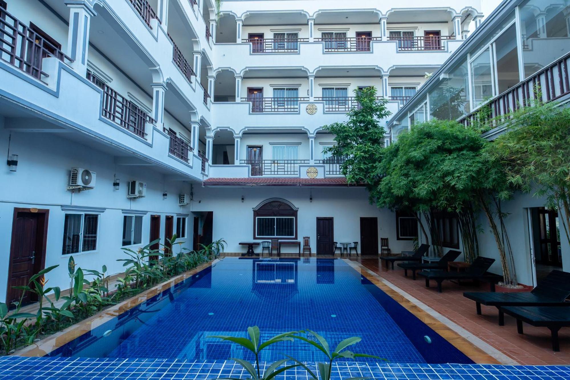 Golden Bakong Boutique Hotel Siem Reap Exterior photo