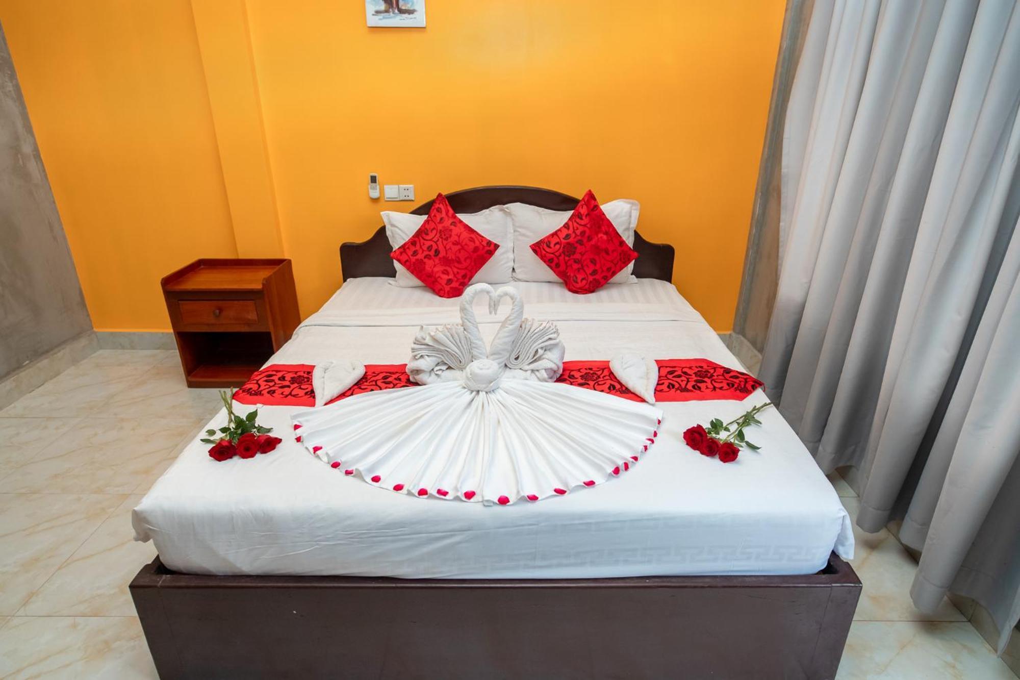 Golden Bakong Boutique Hotel Siem Reap Exterior photo